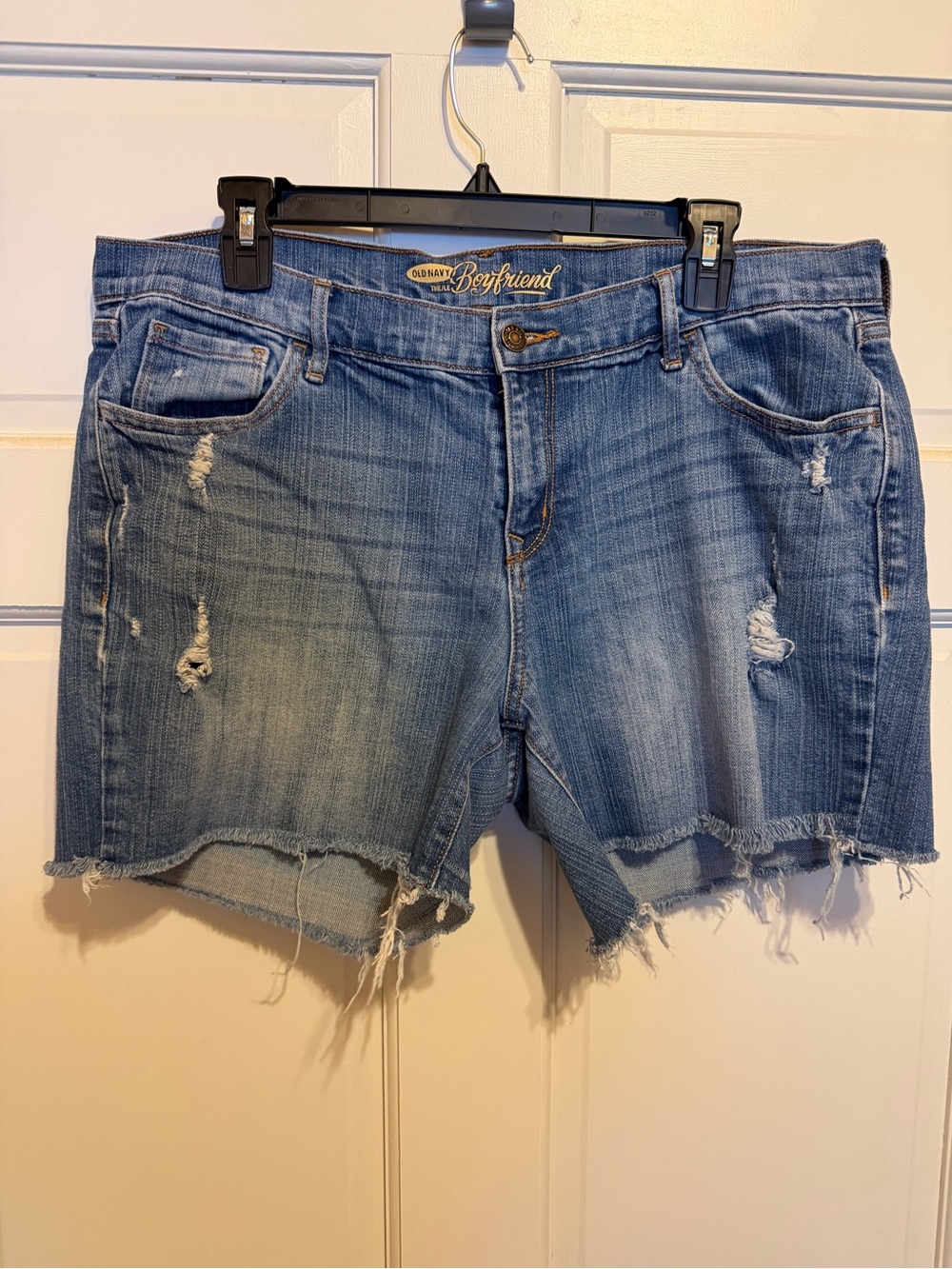 Old Navy cutoff boyfriend Jean shorts -14